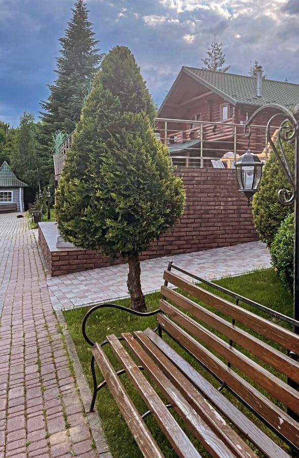 Комфортний Котедж В Мигово Migovo Exterior foto